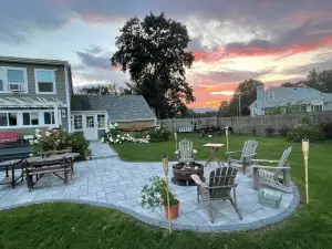 Berkshire Getaway Walk to Winery, Brewery or Distillery with Peloton!