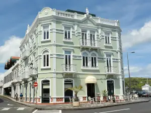 Internacional Azores Boutique