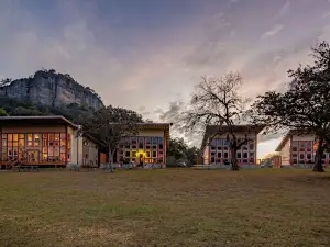 Seven Bluff Cabins