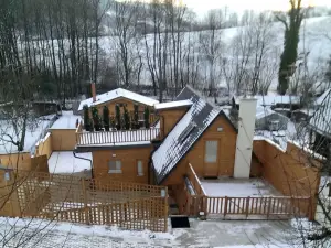 Chaty Pod Sokolím Hřbetem