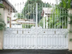 Industria Villa