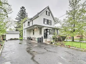 Millburn House w/ Deck - Walk to NYC Transit!