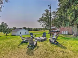 Upscale Country Home w/ Fire Pit in Taneytown!