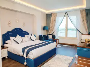 Nile Transport Hotel