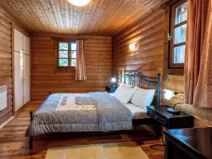 Chalet Likouresi Village