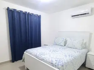 พร้อมสระว่ายน้ำ ~10 นาทีจากสนามบิน