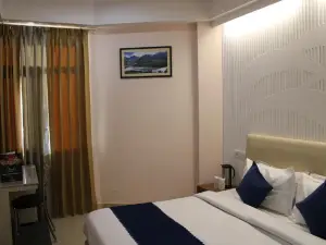 Hotel Ashwin