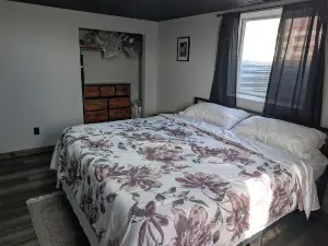 Modern Farm Style Home with Lots of Space - Extra Rooms Available