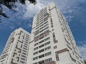 Apartment on Geologorazvedchikov 44a