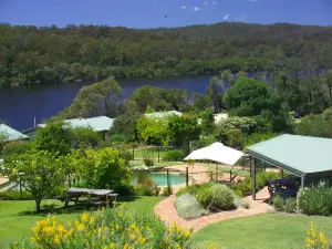 Gipsy Point Lakeside