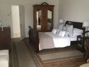 Breeze Inn Guesthouse