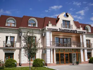 Imperator Hotel