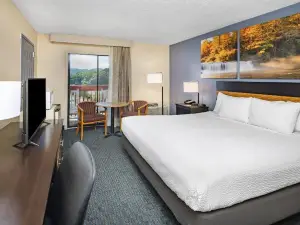 Days Inn by Wyndham Waynesville NC