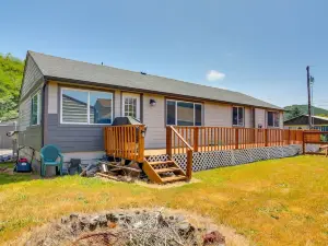 Winchester Bay Vacation Rental Near Dunes and Atv!