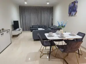 BRIGHT 1 BEDROOM APARTMENT IN LUSAIL FOX HILLS