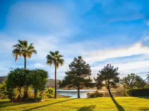 B Bou Hotel la Viñuela & Spa