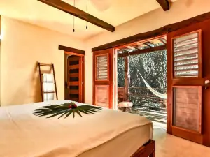 Hotel Buenavista Bacalar Jungle Experience