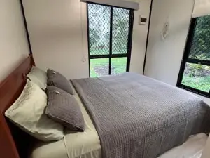 Feng Shui Sugarcane Cabin