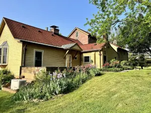 Peaceful farm retreat with hiking trails and farm animals.