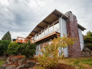 Seattle Vacation Home - Lake Forest Park