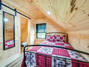 Near Mammoth Cave Family-Friendly Cabin with Patio!