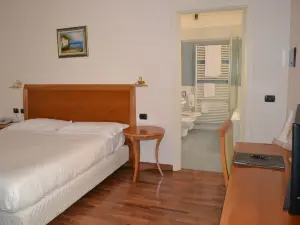 Hotel Tricolore