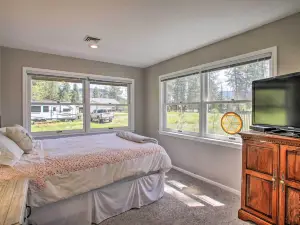 All-Seasons Chewelah Home: Fish, Golf & Ski!