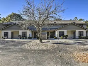 Resort Condo ~ 2 Mi to Sunset Beach Seashore!