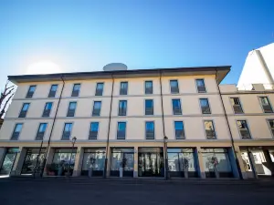 Hotel Cavour by Lvg Hotel Collection
