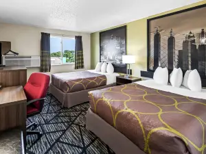 Super 8 by Wyndham Independence Kansas City