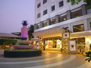 Mirasol Resort