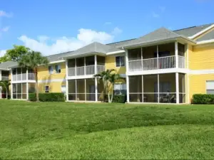 Laguna Bay Apartments