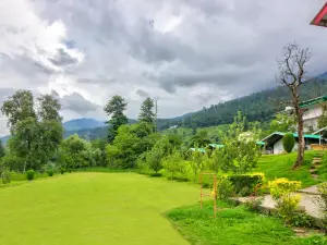 Anand Vardhan Resorts