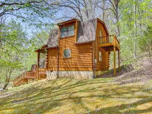 Home Near Hoosier National Forest with Fire Pit!