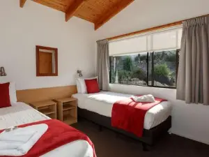 Unit 2 Kaiteri Apartments and Holiday Homes