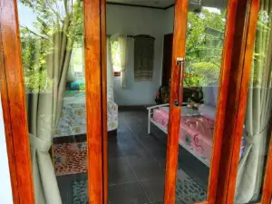 Sumatra Orangutan Discovery Villa