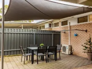 Modern Stylish Self-contained Studio Apartment