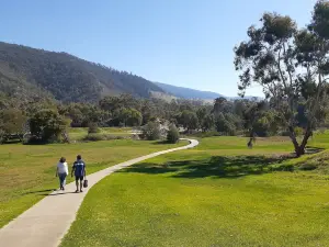 Omeo Mountain Views. Peace and Tranquillity