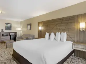Best Western Plus Grand Manor Inn