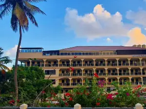Myah's Luxury Suites Hotel
