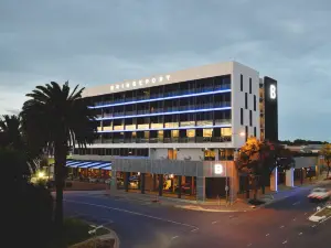 Bridgeport Hotel