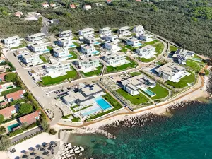 Lioqa Resort