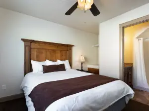 Duchesne Suites