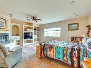 Near Golfing and Green Spaces Florence Family Home!