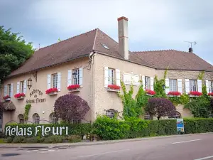 Logis Hôtel le Relais Fleuri