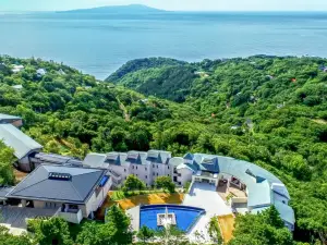 Izu Hotel Resort & Spa