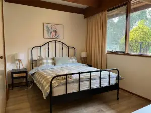 Willunga Cottage — Sweet Country Retreat