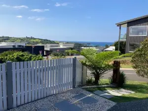 Sea&Country Kiama-Stunning Views-Relaxing-Spacious-Deck-Evc-Travellers Award 2025