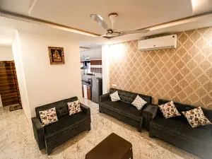 Staeg Cozy Penthouse 2BHK