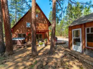 Juniper and Pine - A High Desert Lodge